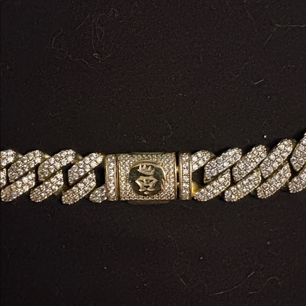 King Ice Cuban Link. 20” Gold. Brand New worn once.